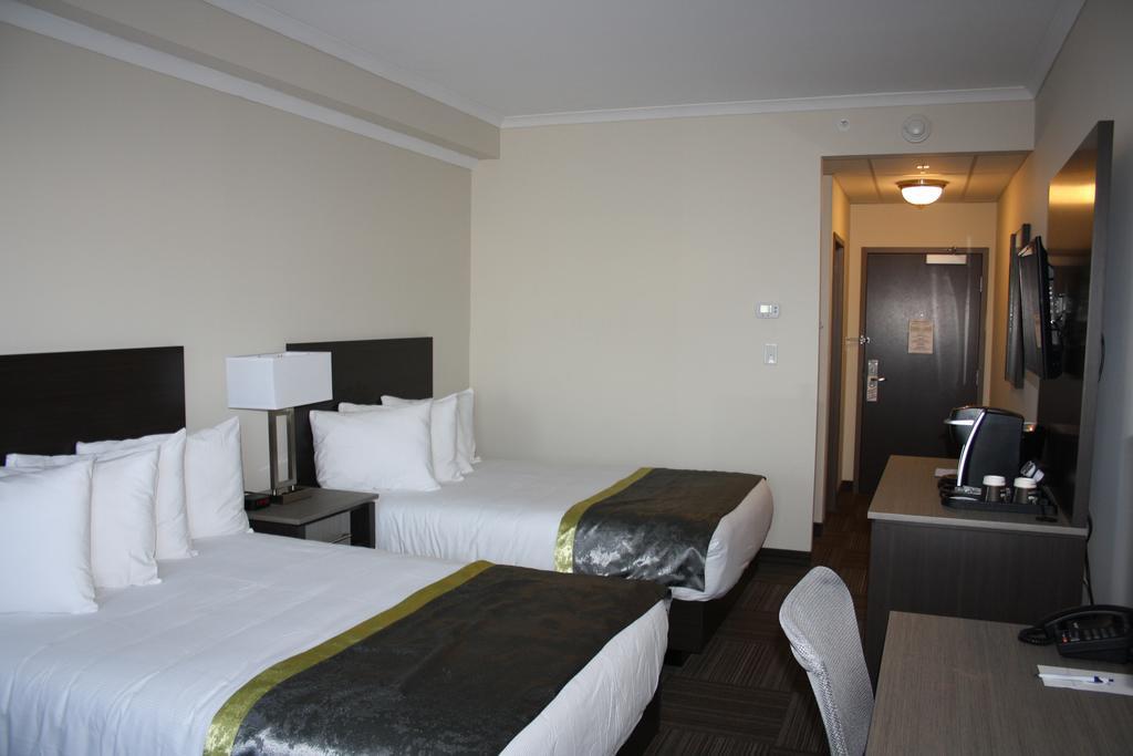 Crossroads Inn & Suites Paradise Kültér fotó