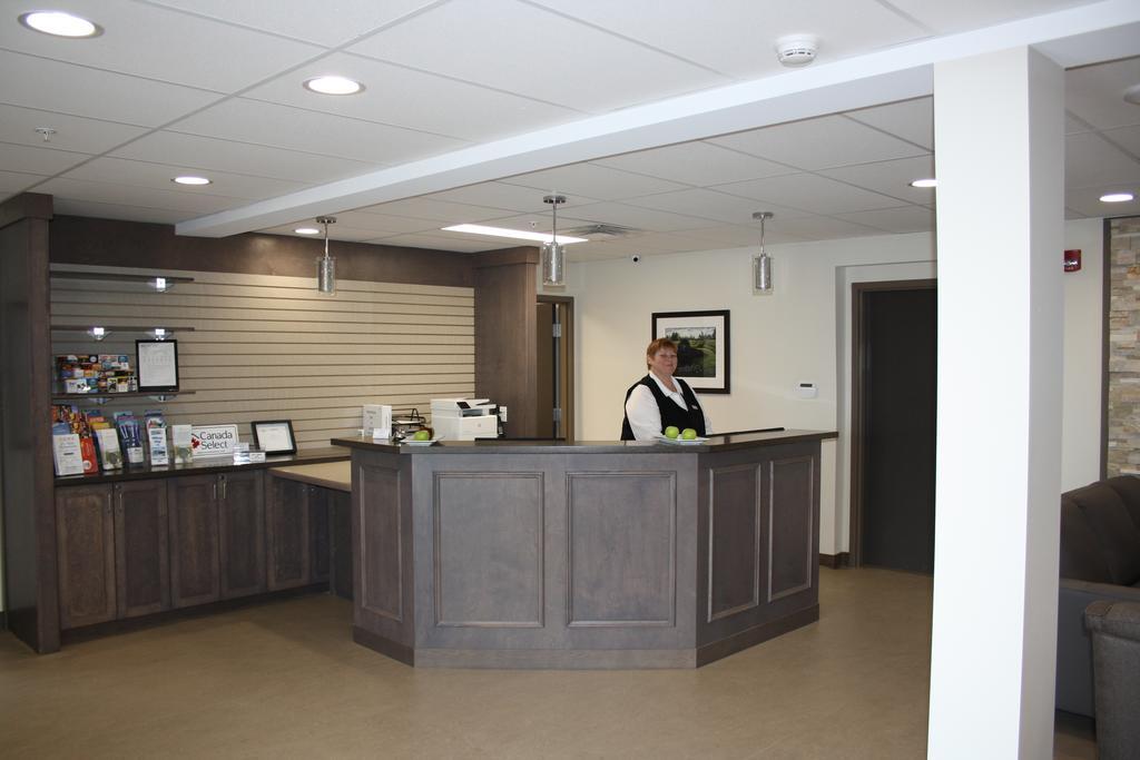 Crossroads Inn & Suites Paradise Kültér fotó