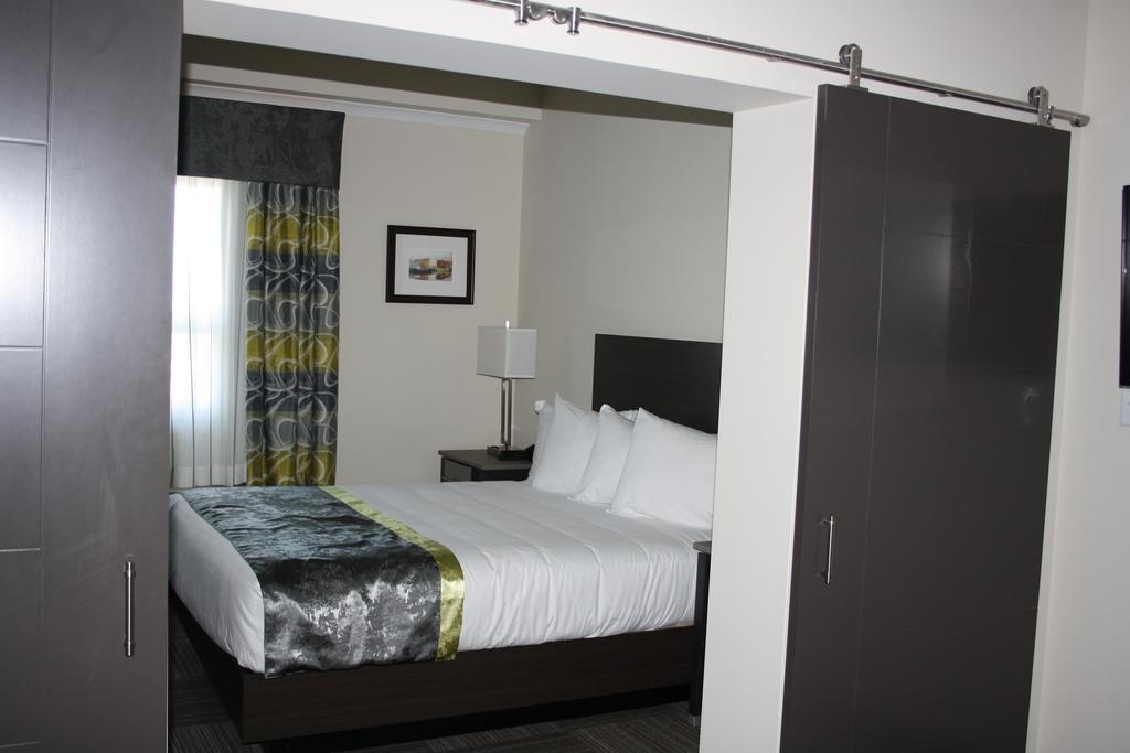 Crossroads Inn & Suites Paradise Kültér fotó