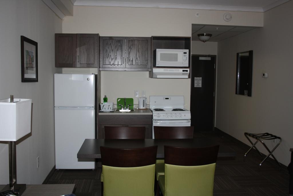 Crossroads Inn & Suites Paradise Kültér fotó