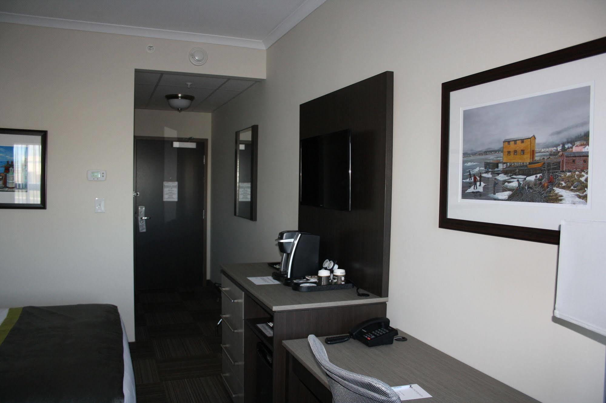 Crossroads Inn & Suites Paradise Kültér fotó