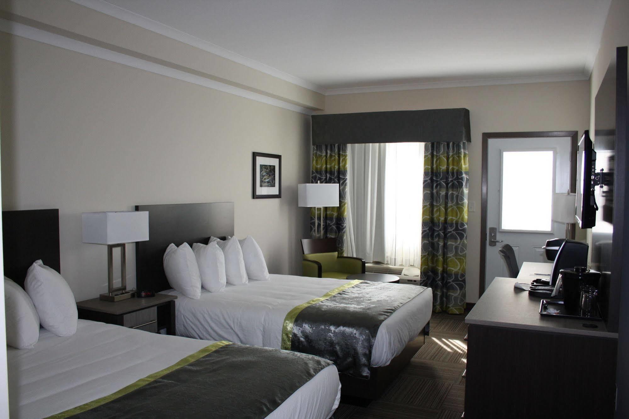 Crossroads Inn & Suites Paradise Kültér fotó